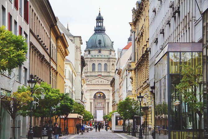 Private day trip from Munich to Eagle's Nest and Salzburg - Driver expectations: private transfer, self-guided stops, and what to do with that