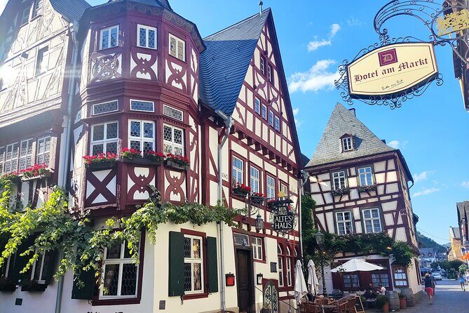 Private day trip to the Romantic Rhine Valley with river cruise and wine tasting - A Private Rhine Day From Frankfurt, Guided by Florian Härtl