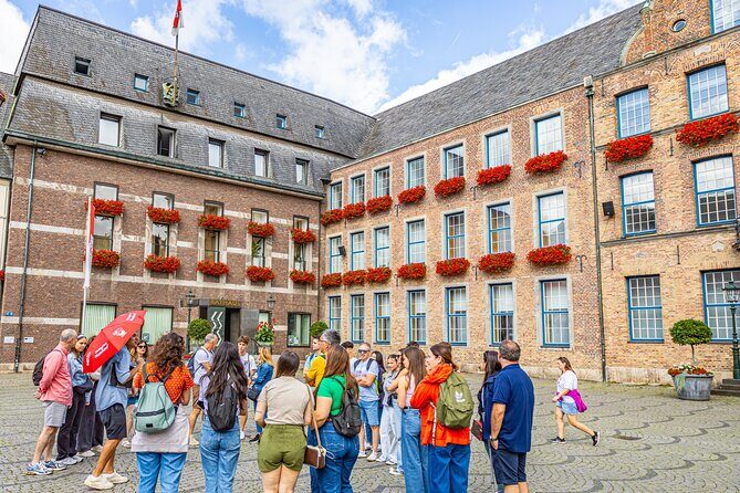 Private Düsseldorf Walking Tour – History, Culture & Hidden Gems - A tight two-hour plan that still feels like you understand the city