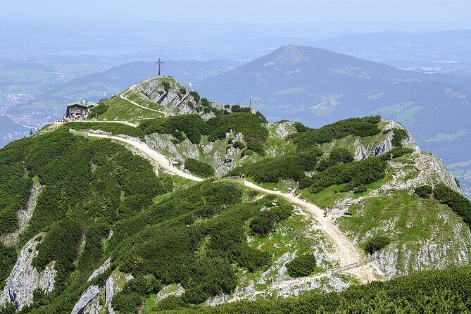 Private Eagles Nest & WWII Doku Center Tour incl. Tickets & Lunch - Dokumentationszentrum Obersalzberg: audio-guided WWII context that holds attention