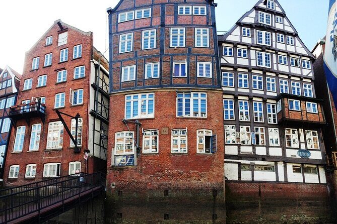 Private Hamburg rickshaw tour for 2 people - HafenCity: modern Hamburg with a different kind of texture