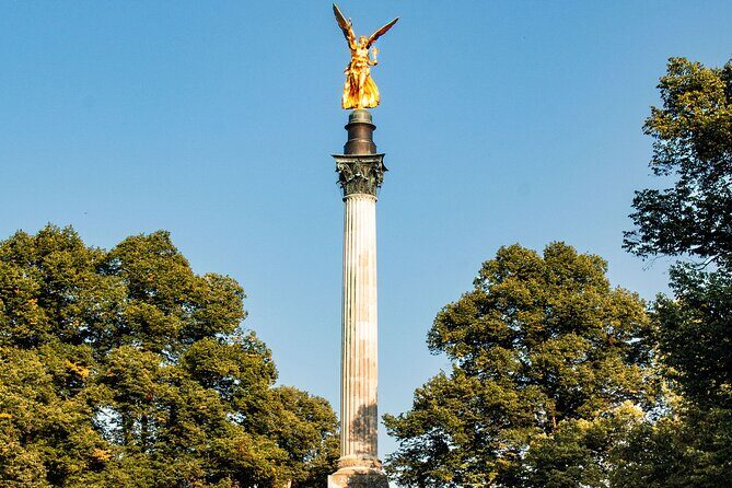 Private Highlights of Munich Bike Tour with Beer Garden Stop - Marienplatz to Frauenkirche: central Munich with beer-brewing context