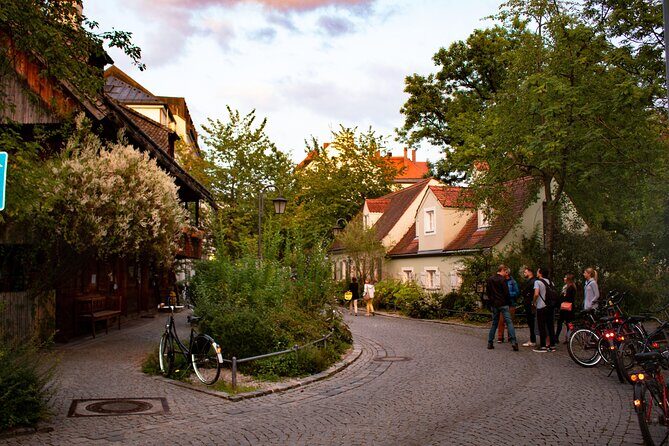 Private Highlights of Munich Bike Tour with Beer Garden Stop - Residenz Munchen courtyard and the Lehel vibe: palaces meet neighborhoods