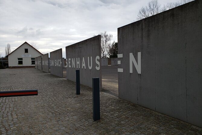 Private Minivan Tour to Sachsenhausen Concentration Camp - Admission and Mobile Ticket: Less Paperwork, More Time