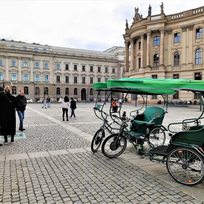 Private (Multi) Rickshaws with Pick-up Hotel - Certified guides and real local narration (including Levent)