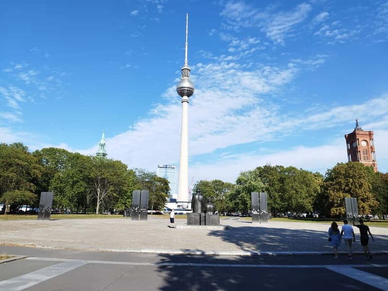 Private (Multi) Rickshaws with Pick-up Hotel - Your 3–4 hours in Berlin: the route stop by stop