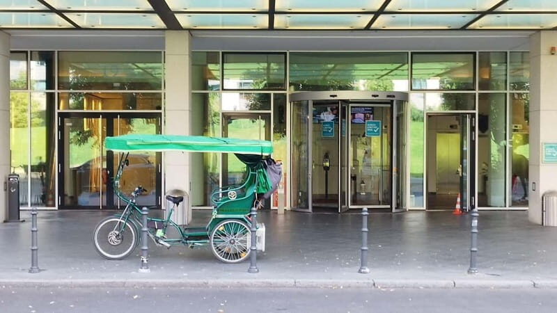 Private (Multi) Rickshaws with Pick-up Hotel - What the ride feels like: comfort, rain cover, and built-in photo help