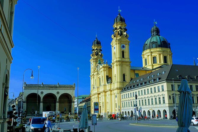 Private Munich ALL-IN-ONE Tour: City - Lake District - Conc. Camp - Königplatz to BMW World: driving highlights with context