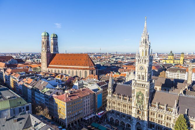 Private Munich Old Town Walking Tour - with optional Breakfast - Viktualienmarkt, Hofbräuhaus, and Platzl: culture you can taste