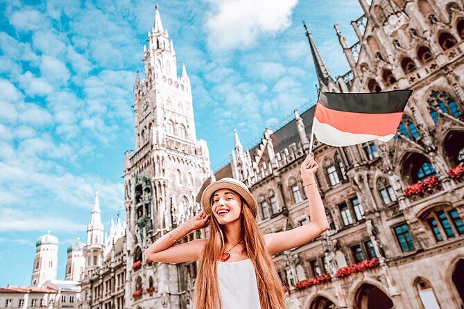 Private Munich Tour for History Buffs with Architectural Gems and WWII sites - Stop 1: New Town Hall (Neues Rathaus) and Munich’s roofline views