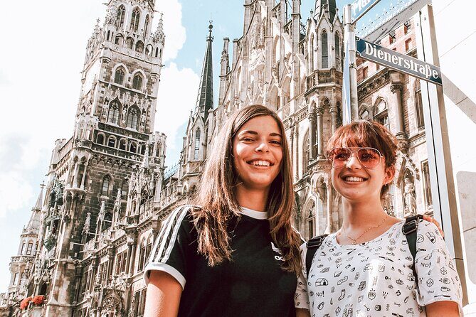 Private Munich Tour for History Buffs with Architectural Gems and WWII sites - Price and pace: what $217 per person buys you in 2 hours
