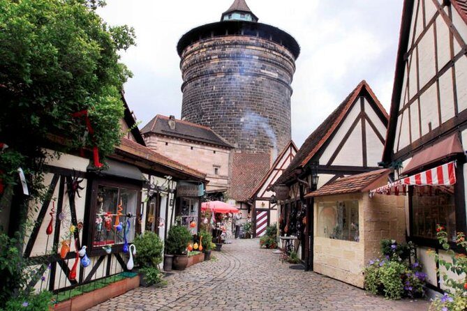 PRIVATE - Nuremberg Combo Tour WWII + Old Town - What Robson’s private guiding adds (it’s not just facts)