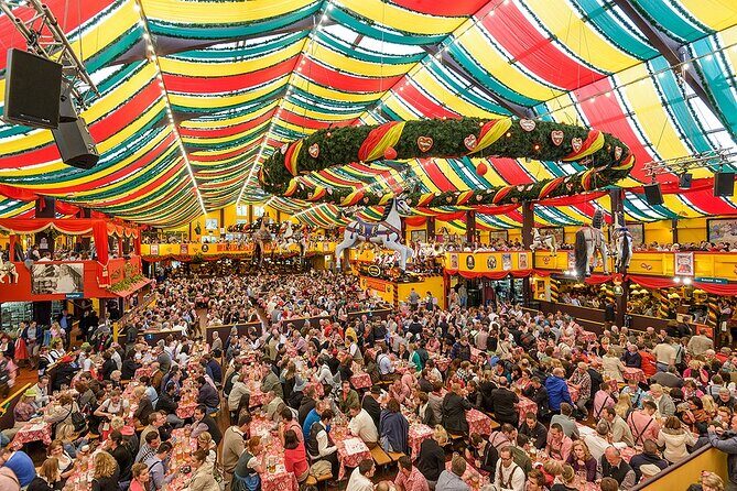 Private Oktoberfest: Lunch, Beer & Bavarian Gemütlichkeit - The real win: private Wiesn time with a reserved seat