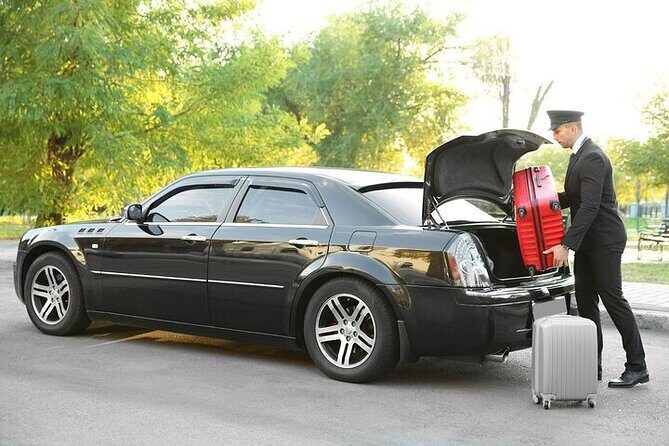 Private One way Airport Transfer Berlin Airport To Berlin - The Ride Comfort: Air-Conditioning, Clean Cars, and Calm Driving