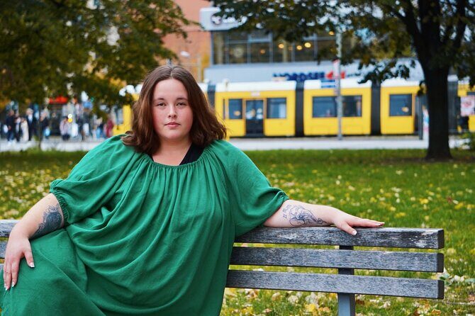 Private Photo Session in the Streets of Berlin - Price and group size: when $170.81 actually feels fair