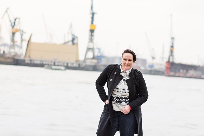Private Romantic Urban & Street Photoshoot - Stop 3: Mahnmal St. Nikolai for emotional, architectural portraits