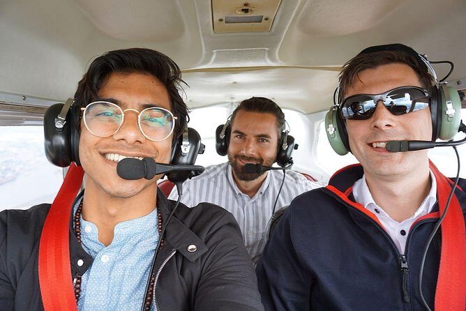 Private Sightseeing Flight Over Hamburg - Price, value, and what you should compare it to
