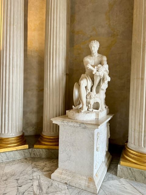 Private Sightseeingtour im Taxi nach Potsdam und Sanssouci - Price and What You’re Really Buying for $199
