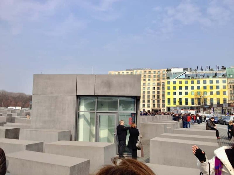 Private Taxi Tour through Berlin East and West and Kiez 4-6h - The built-in turning points: Potsdamer Platz and the “death stripe” idea