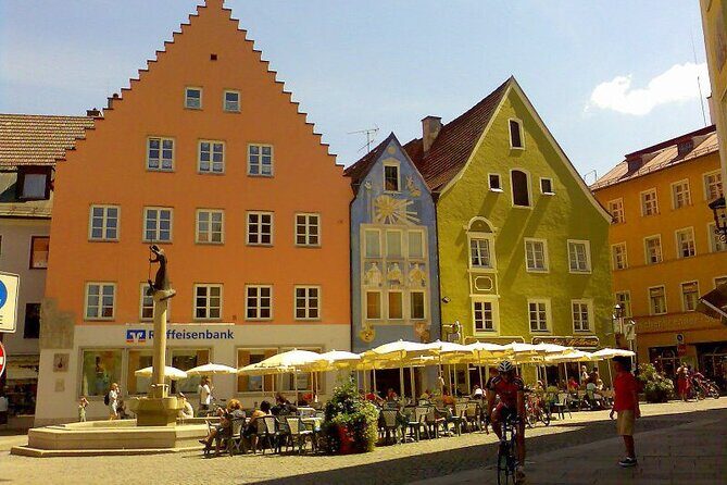 Private tour of the best of Fussen - Sightseeing, Food & Culture with a local - Food you choose: sampling regional cuisine on your own budget