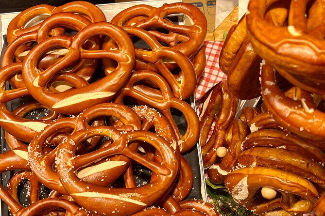 Private Tour: Secret Food Tours Berlin - Jewish Cemetery and synagogue restoration: eating with history in your path