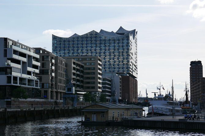 Private Tour: Speicherstadt and HafenCity Walking Tour in Hamburg - UNESCO Speicherstadt: What a Private Guide Helps You Catch