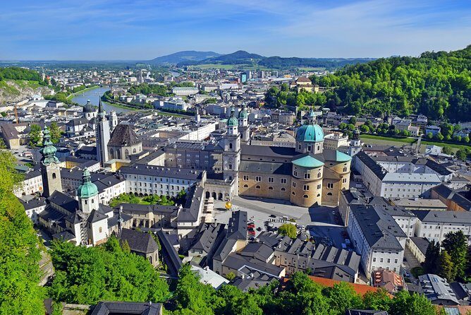 Private Tour to Hallstatt and Salzburg with Austrian Lunch - Mozart’s Birthplace and the Salzburg Landmarks You Came For