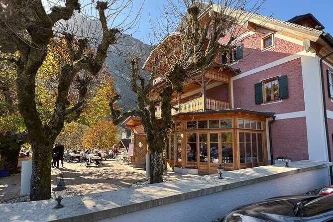 Private Tour to Hallstatt Salt Mine and Skywalk with Lunch - Wandering Hallstatt streets after lunch: photos, pacing, and free time