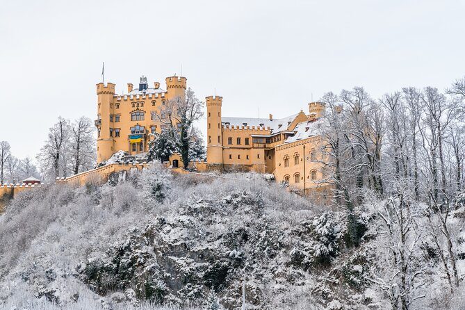 Private Tour to Royal Castle of Neuschwanstein and Hohenschwangau - Hohenschwangau photo stop: quick views without the extra ticket hassle