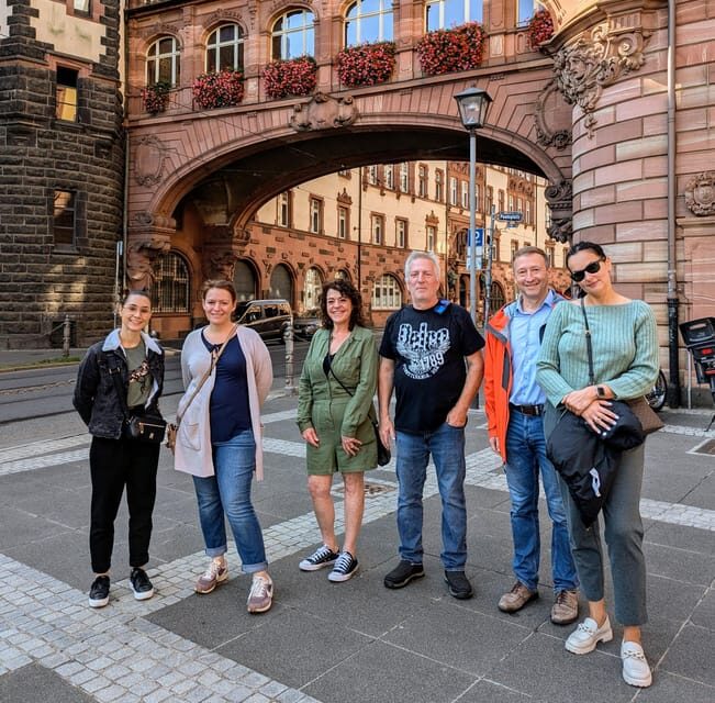 Private Tour with Native English speaking Local - Who should book this private Frankfurt walk?
