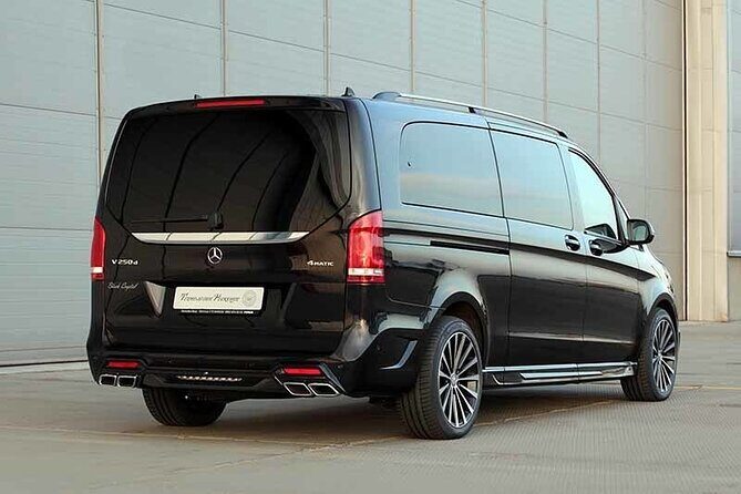Private Transfer from Munich Airport to Munich City by Luxury Van - Timing: 35 Minutes Is Typical, but Traffic Will Call the Shots