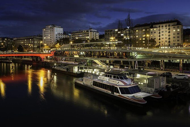 Private Transfer from Munich to Vienna with 2 hours for sightseeing - Should you book this Munich to Vienna transfer with a stop?