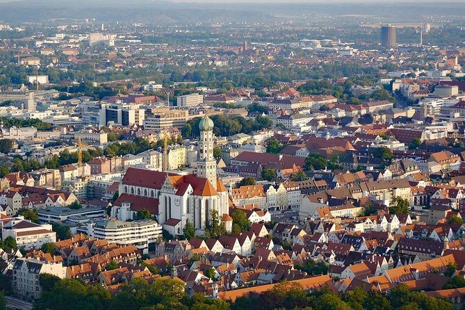 Private transfer from Nuremberg to Munich with 2h for sightseeing - The driver role: local English-speaking help, not a licensed guide