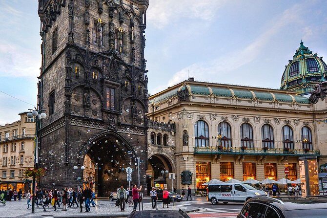 Private Transfer from Nuremberg to Prague with 2h of Sightseeing - A Word on Punctuality and Non-Smoking Cars