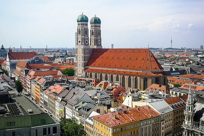 Private Transfer From Passau To Munich With a Stop In Dachau - Private transfer that keeps the day calm