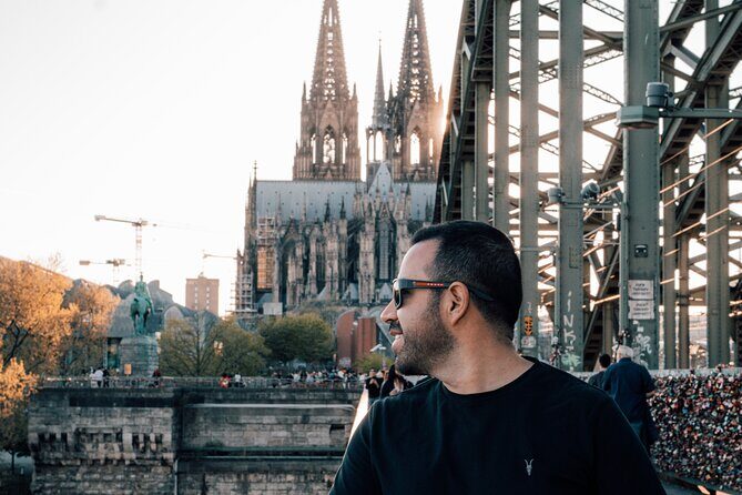 Private Vacation Photoshoot with Photographer in Cologne - 30 minutes vs about 1 hour: choosing the right amount of roaming