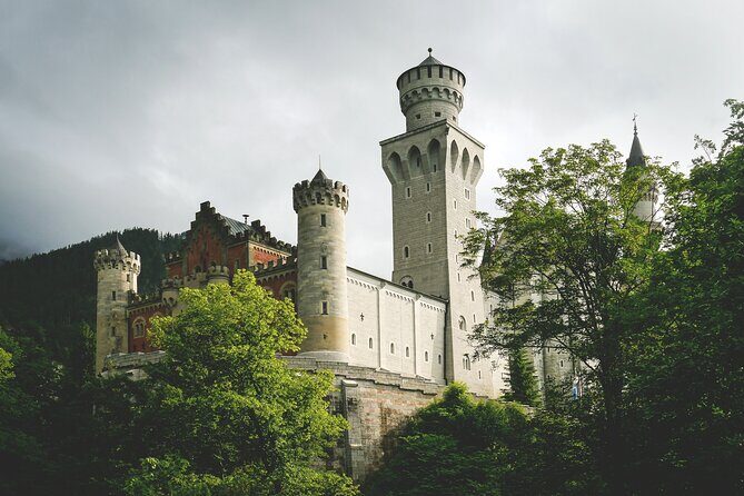Private Van Tour to Royal Castle of Neuschwanstein from Munich - Munich to Uffing: Small Village Vibes Before the Big Castle Day