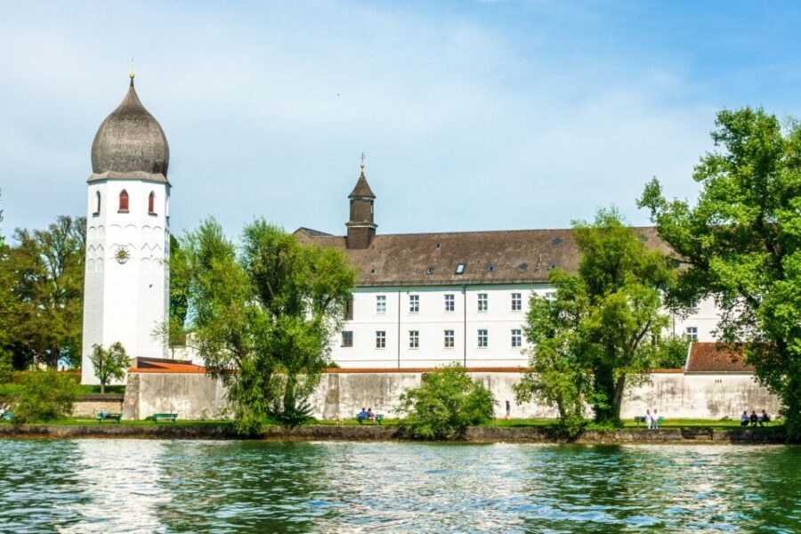 Private Van Tour to the Royal Palace of Herrenchiemsee - Who should book this tour (and who should skip it)