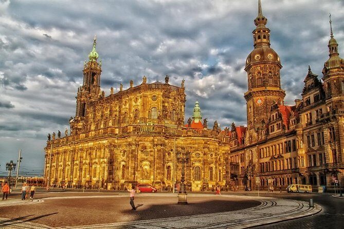 Private Walking Tour of Dresden with official tour guide - Stop-by-stop: how the 2-hour route works in real life