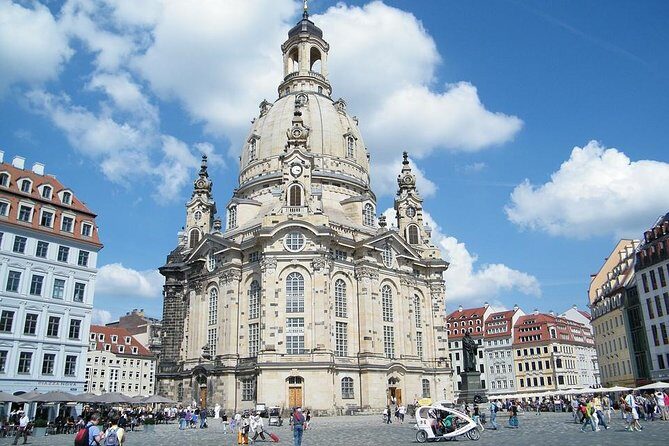 Private Walking Tour of Dresden with official tour guide - Guide quality you can feel in the pace and questions
