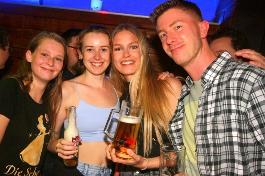 Pubcrawl Augsburg: Tour through best Bars and Clubs in Town - Key highlights at a glance