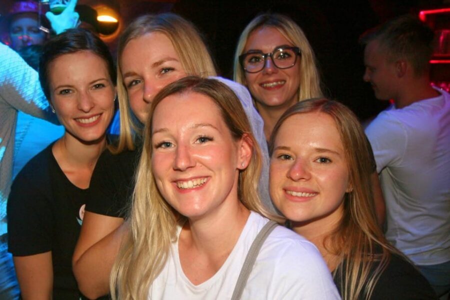Pubcrawl Augsburg: Tour through best Bars and Clubs in Town - How this Augsburg pub crawl actually works
