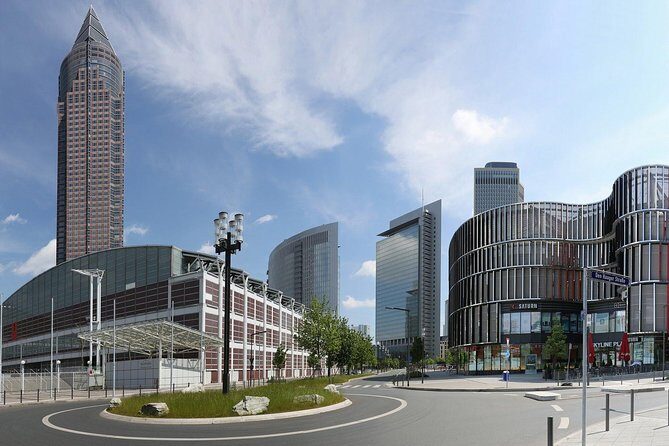 Public Frankfurt Tour: Small Group - Start at Frankfurt Central Station, then hop centuries fast