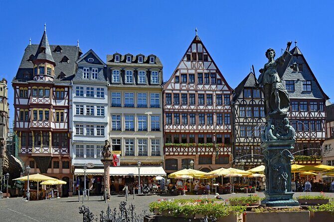 Public Frankfurt Tour: Small Group - Price and value for a 90-minute small-group walk