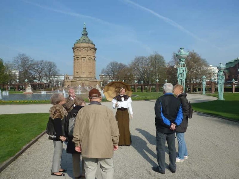 Public tour with Bertha Benz through the city of inventors, costume tour - Water Tower to Friedrichsplatz (Planken): invention as a citywide mindset