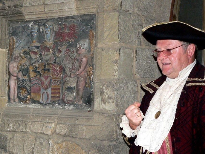 Quedlinburg: Historical Old Town Evening Walking Tour - Night watchmen rounds: safety stories that make the past feel real