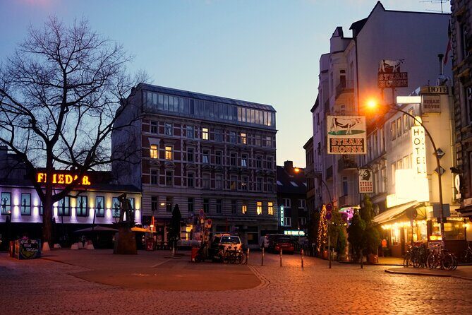 Reeperbahn – Lust & Laster und ne Menge Zaster - Where you meet (St. Pauli) and where you end (Große Freiheit)
