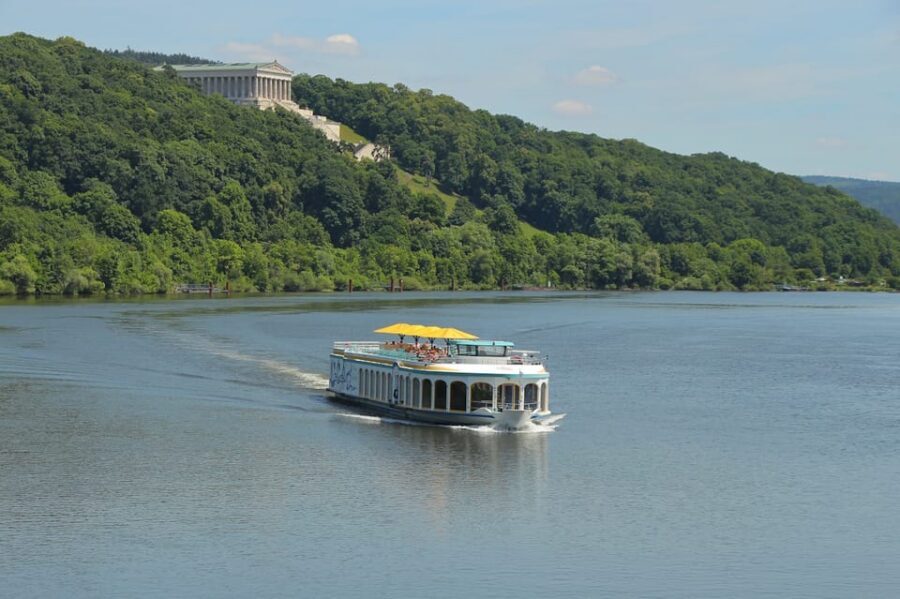 Regensburg: Klinger's Sightseeing Boat Tour to Walhalla - Tips for Smooth Booking and a Less-Stress Dock Exit