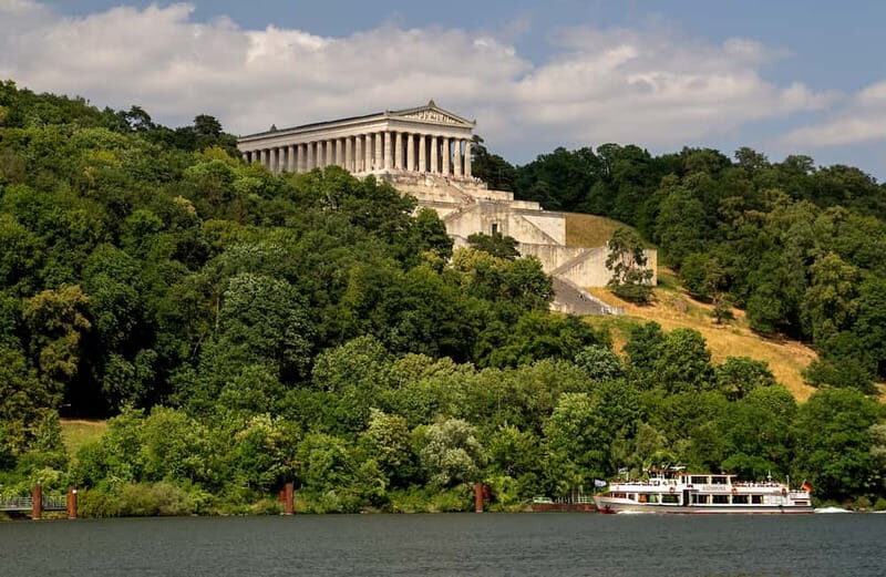 Regensburg: Klinger's Sightseeing Boat Tour to Walhalla - Choosing Your Departure: Quick Round-Trip vs a Real Walhalla Stop