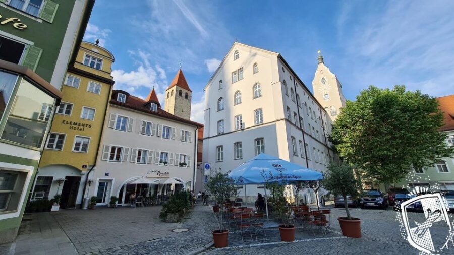 Regensburg: walking tour with italian wines and food tasting - Practical Timing and Pacing for a Relaxed Finish